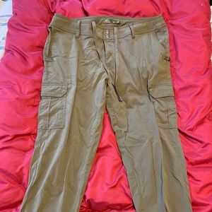 Prana olive green hiking pants.  Women’s size 10.